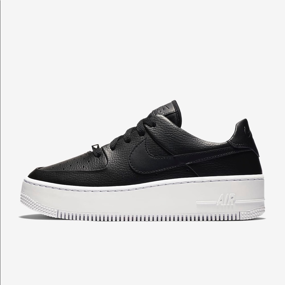 πΈ NIKE AIR FORCE 1 Sage Low Sneakers Shoes Black - Picture 10 of 10